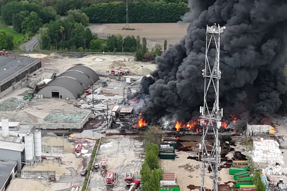 Pożar chemikaliów w Siemianowicach śląskich